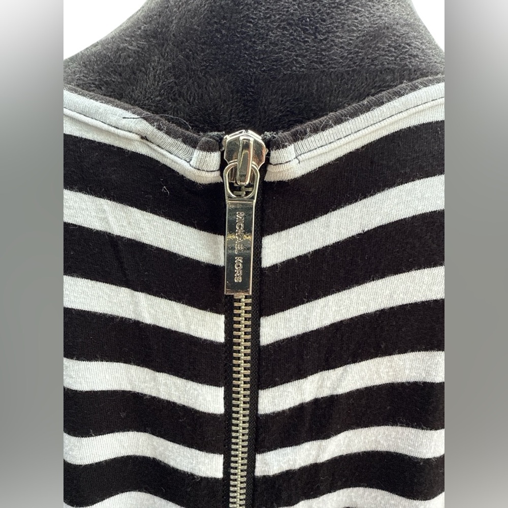 MICHAEL Michael Kors Black and White Striped Top size large - Picture 7 of 12